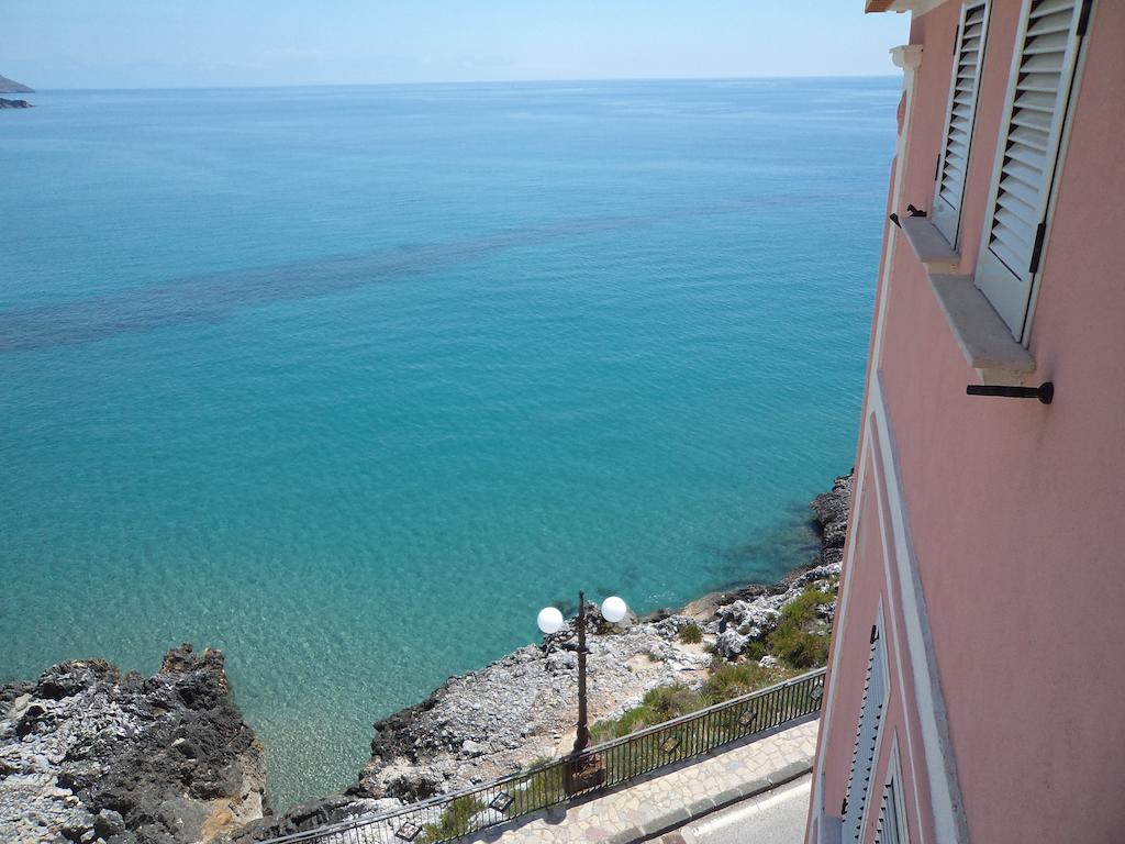 Albergo Tirreno Marina di Camerota Luaran gambar