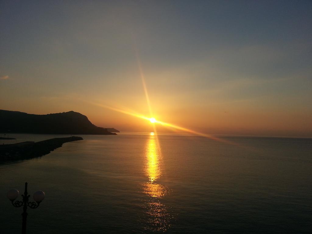 Albergo Tirreno Marina di Camerota Luaran gambar