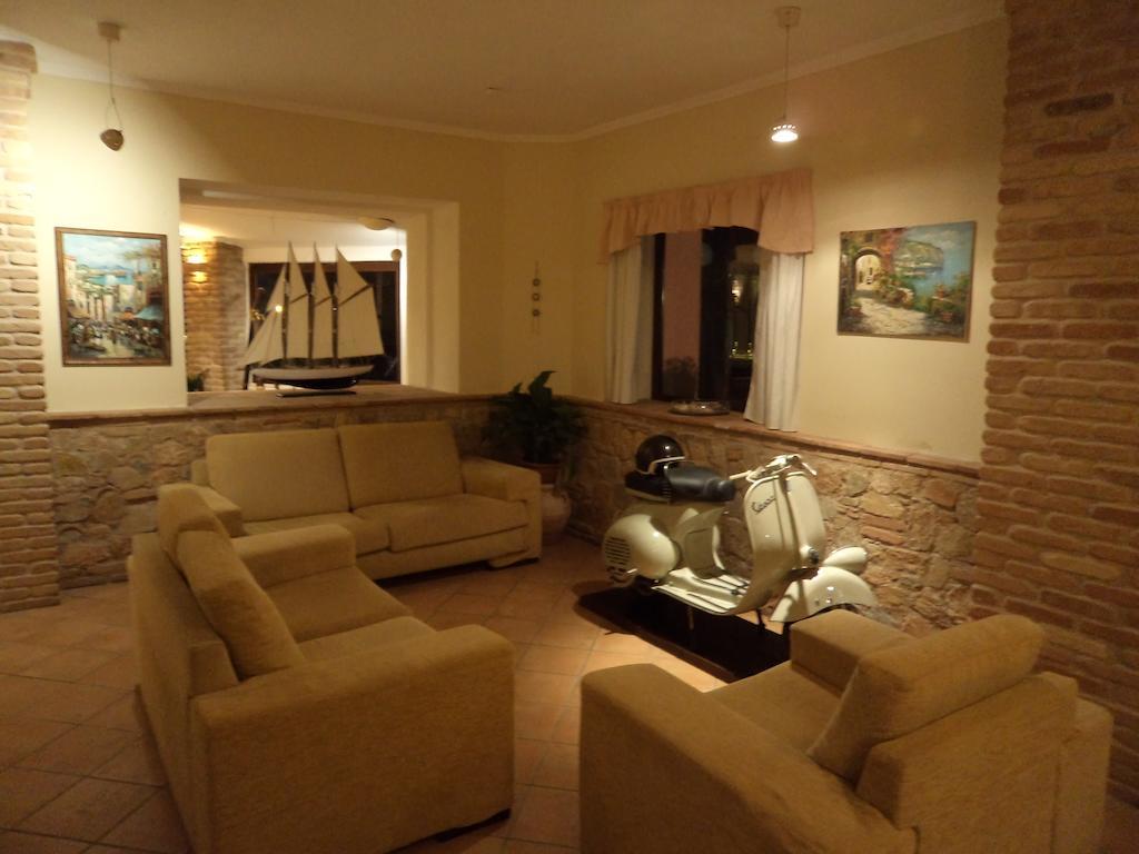 Albergo Tirreno Marina di Camerota Luaran gambar