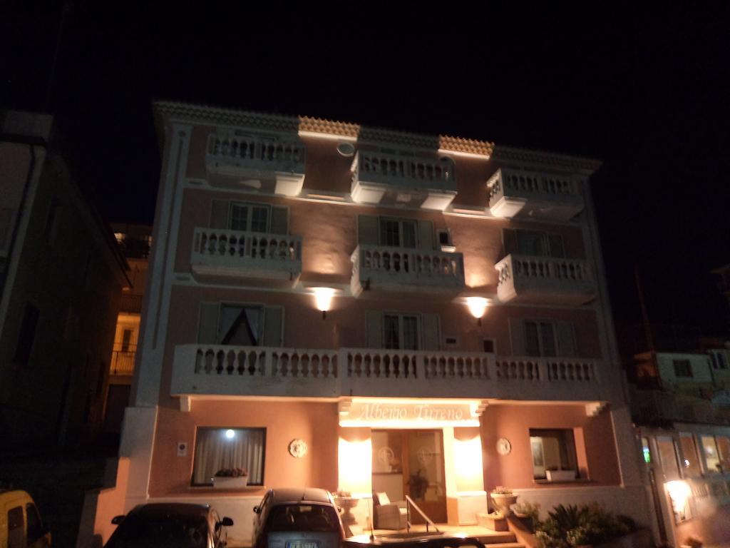 Albergo Tirreno Marina di Camerota Luaran gambar